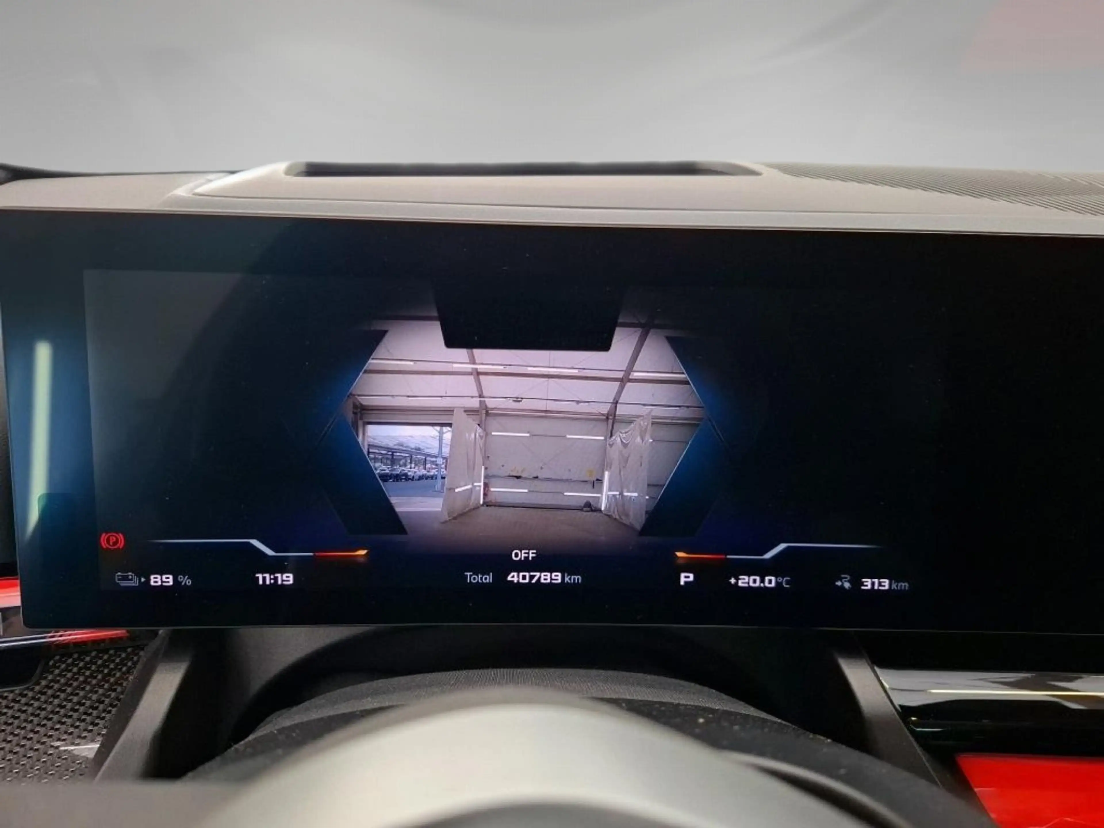 BMW i5 M60 xDrive Touring Inno 360° AHK Pano — photo 8
