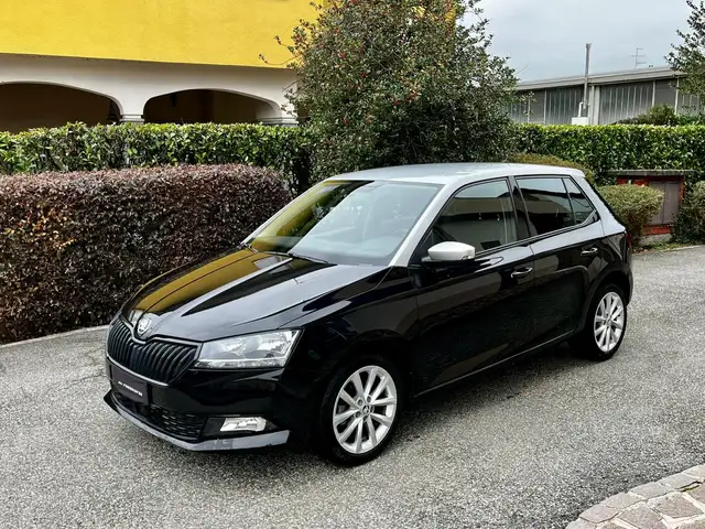 Skoda Fabia FabiaIII Vers. Autocarro 1.0 TwinColor Nero 75cv