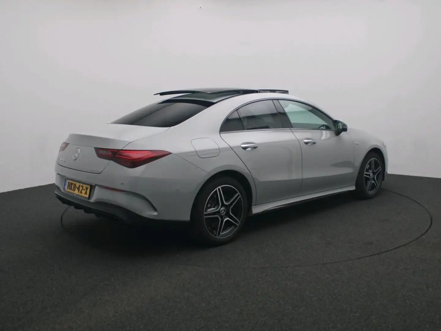 Mercedes-Benz CLA 250 e Business Solution AMG / Panoramadak/ Memory/ Nig Gris - 2