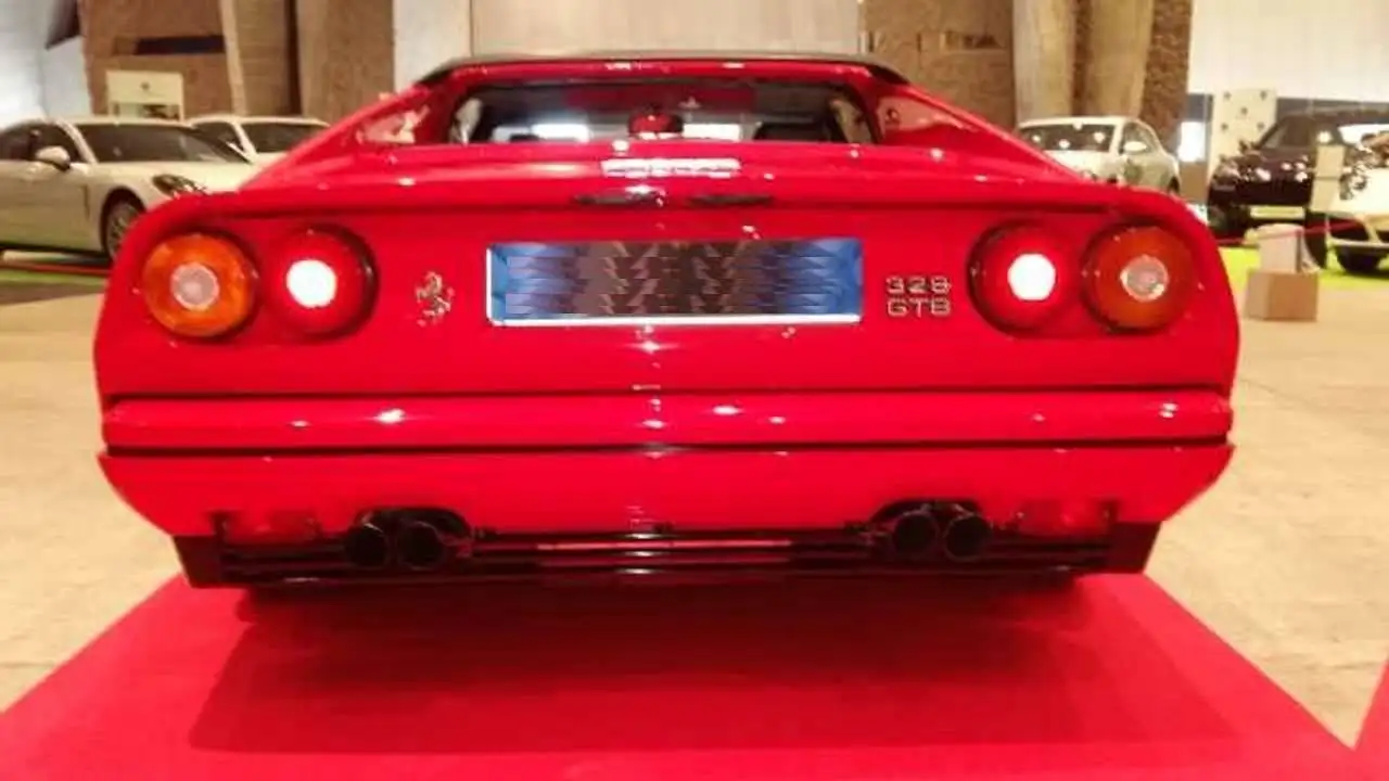 Ferrari 328 GTBi, foto 6