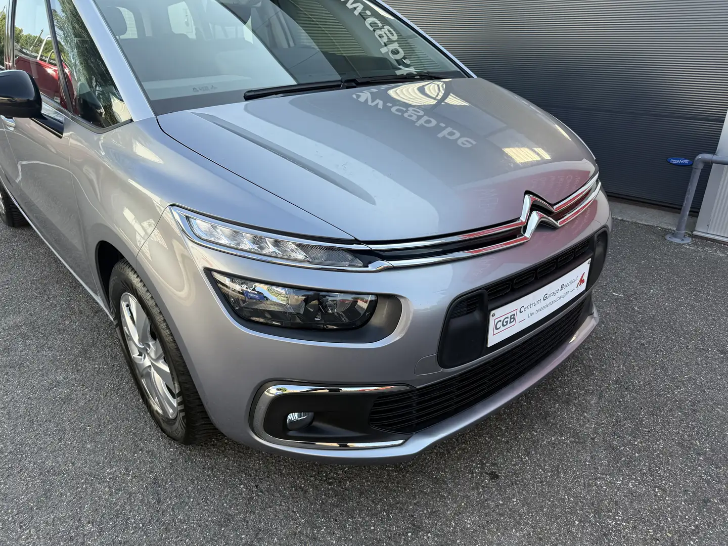 Citroen Grand C4 Picasso SPACETOURER 12PureTech 130 man FEELpack 7PL Zilver - 2