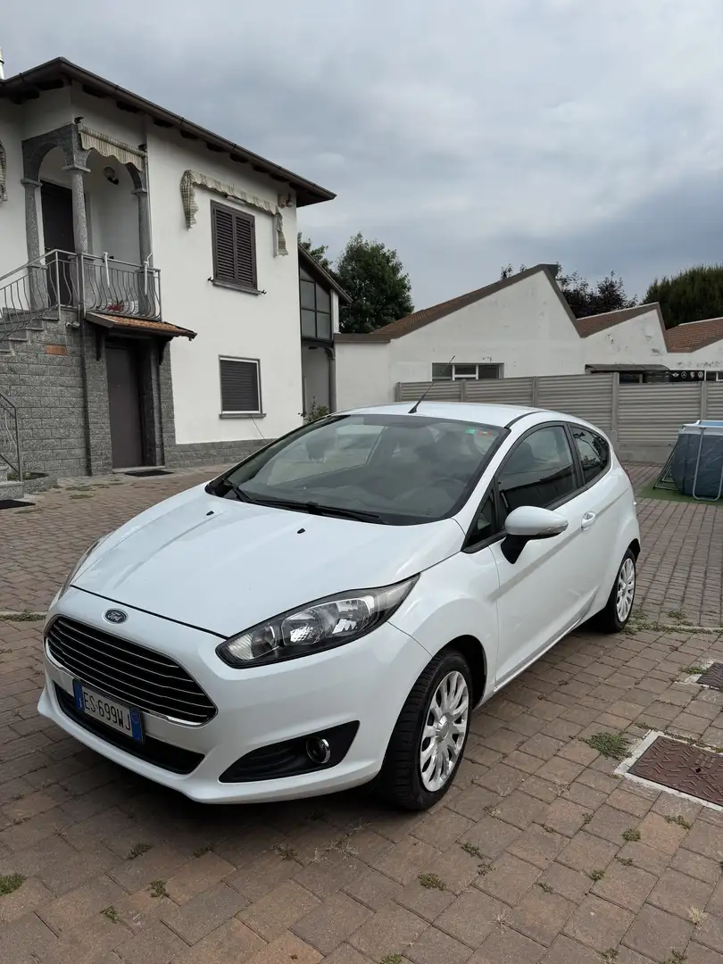 Ford Fiesta 3p 1.5 tdci Business 75cv - 2