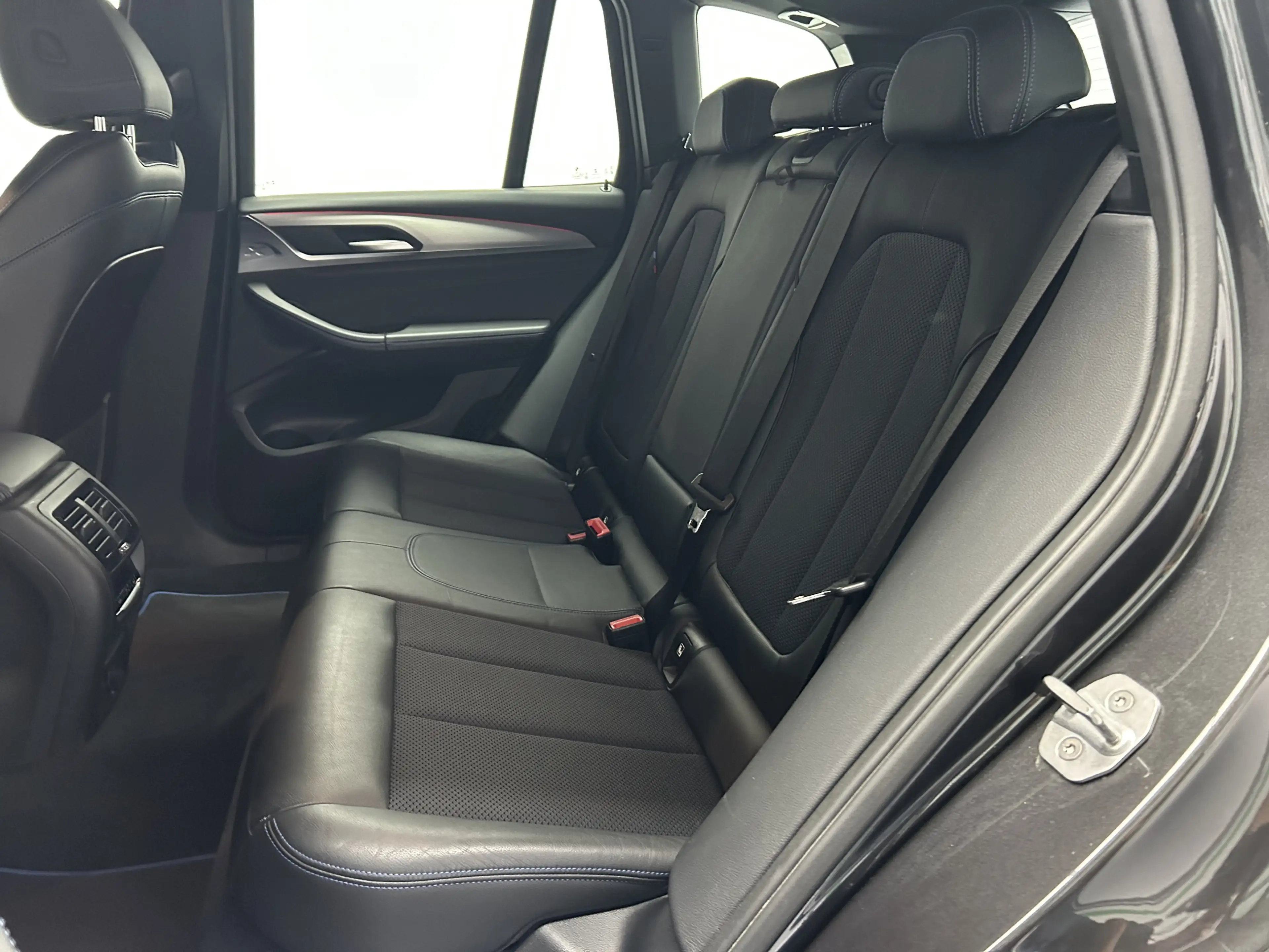 BMW X3 30i M-Sport xDrive AHK HeadUp Virtual cockpit — photo 9