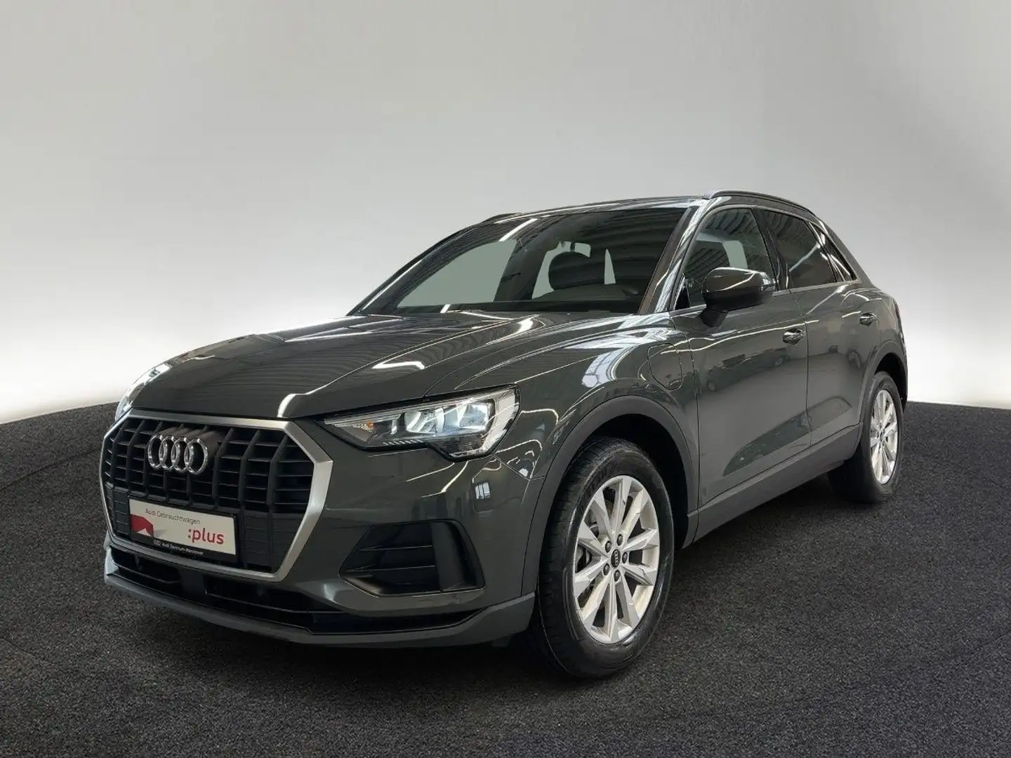 Audi Q3 45 TFSIe virtual Teilleder LED Sportsitze Grau - 2