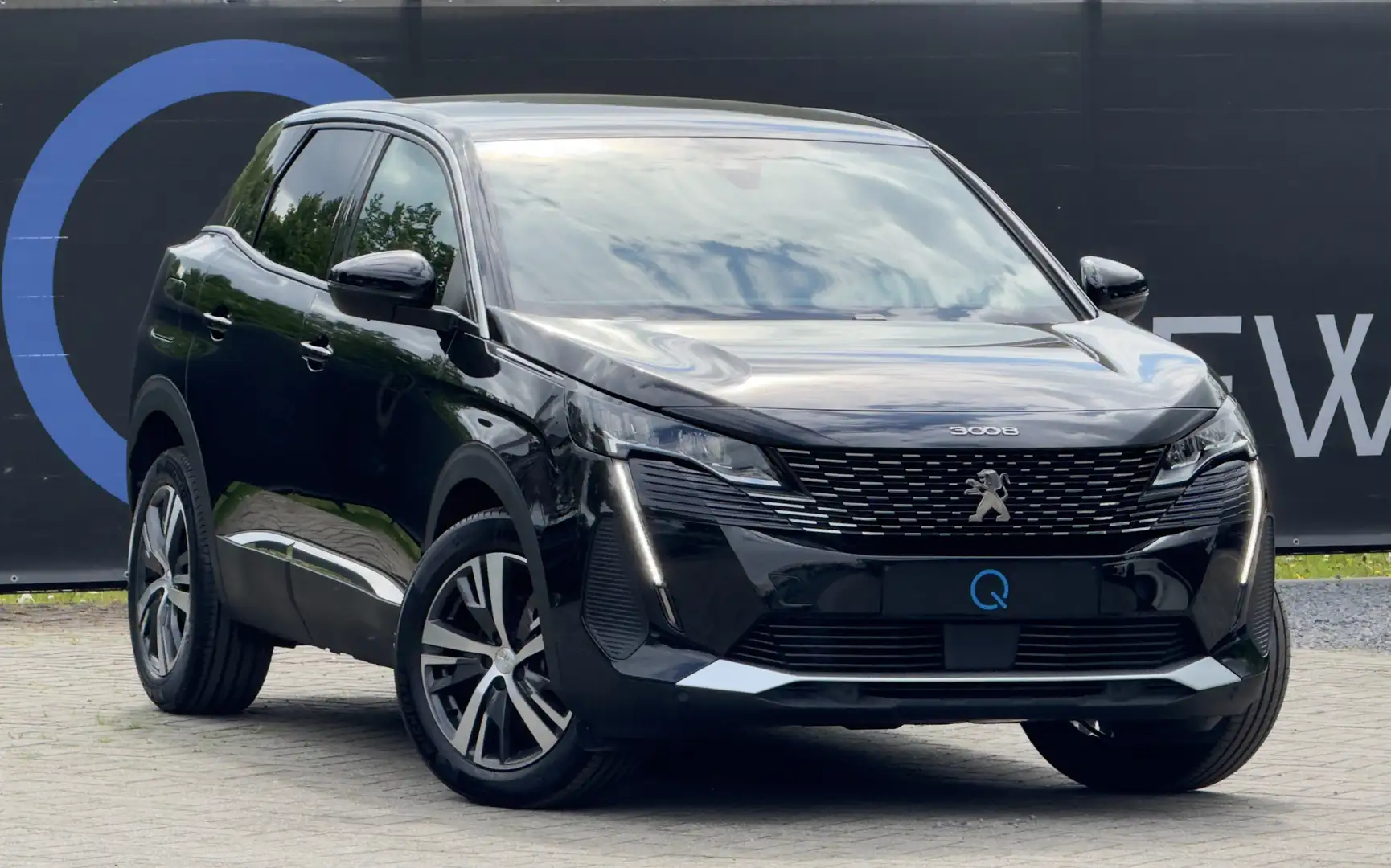 Peugeot 3008 1.2 ALLURE PACK CARPLAY ELEKTR KOFFER CAMERA Schwarz - 1