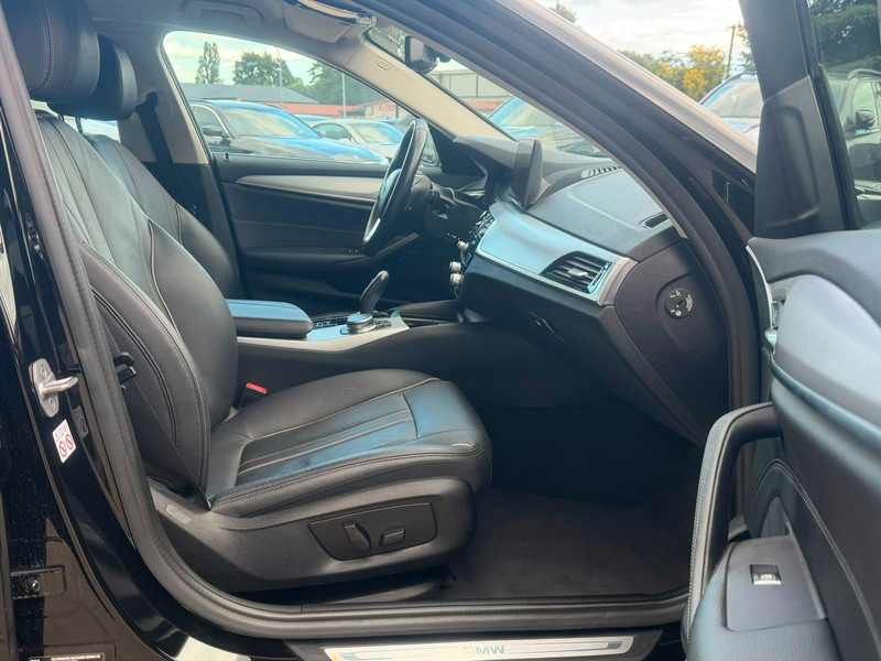 BMW 530 d xDrive Touring Touring PDC*CAM — photo 14