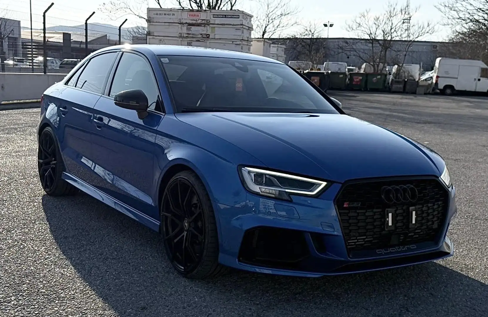 Audi RS3 SB 2,5 TFSI quattro S-tronic Blau - 1