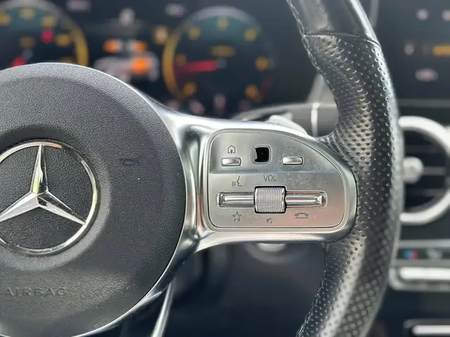 Mercedes-Benz GLC view 14