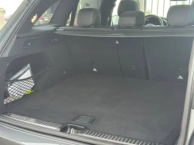 Mercedes-Benz GLC view 28