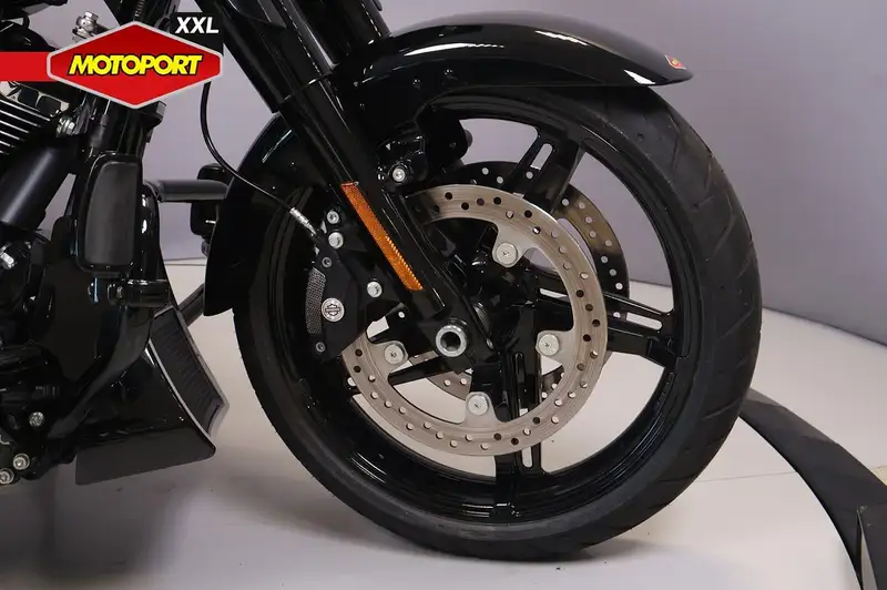 Harley-Davidson Street Glide - foto 7