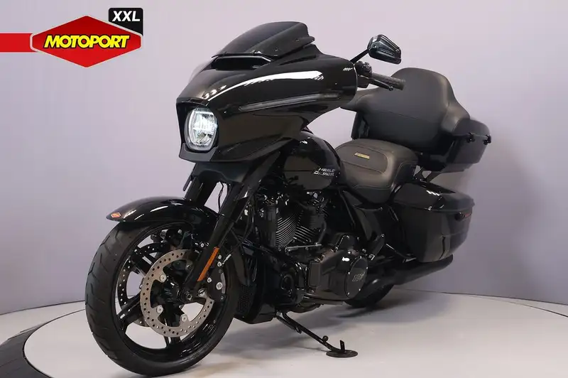 Harley-Davidson Street Glide - foto 4