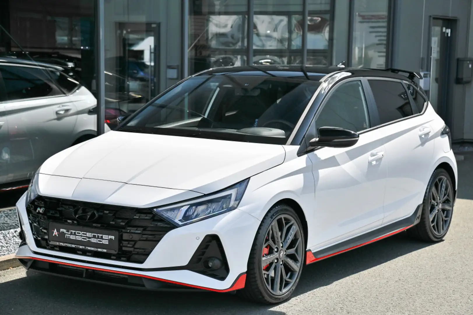 Hyundai i20 N Performance Teilleder* Navi* Key* Kamera* Weiß - 2