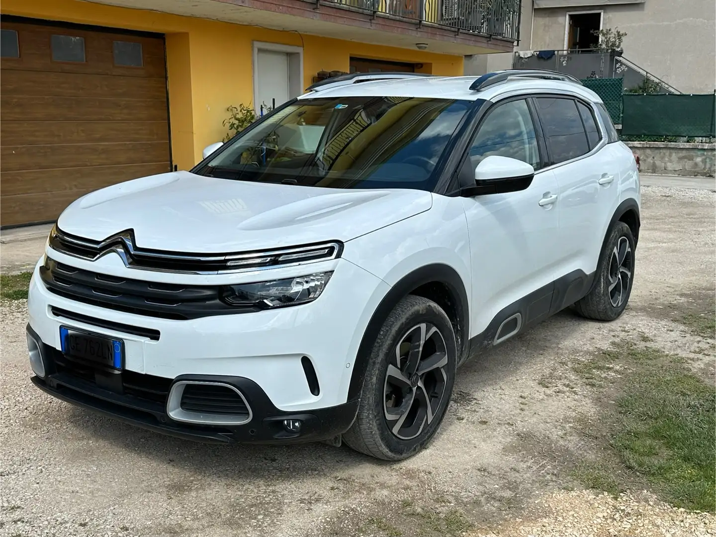 Citroen C5 Aircross 1.5 bluehdi Shine s&s 130cv eat8 my19 Bianco - 1