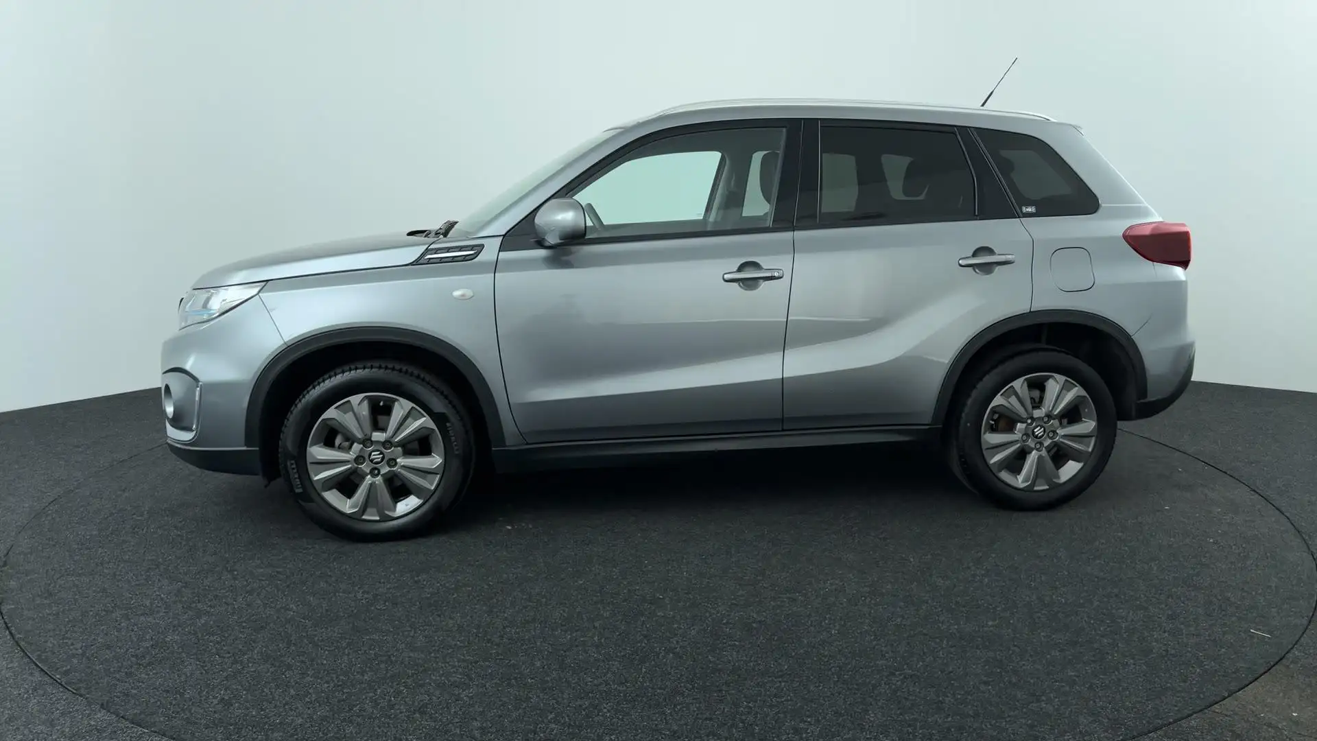 Suzuki Vitara 1.4 Boosterjet Select Smart Hybrid Grigio - 2