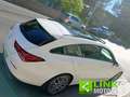 Mercedes-Benz CLA 200 d Automatic Shooting Brake Sport Blanc - thumbnail 50