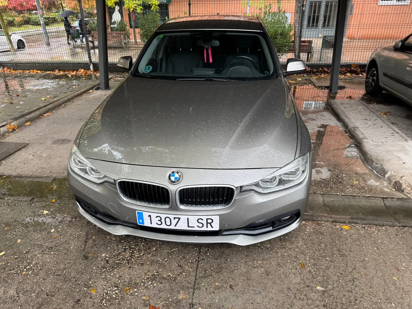 BMW 320 320dA EfficientDynamics Beige - 1