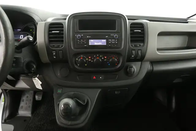 Renault Trafic view 11