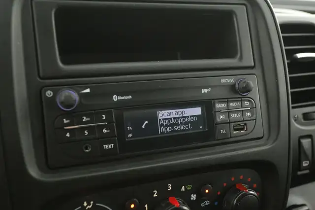 Renault Trafic view 17