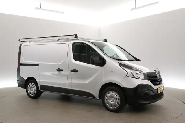 Renault Trafic view 6