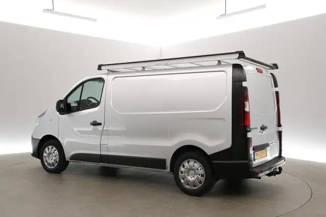Renault Trafic view 4