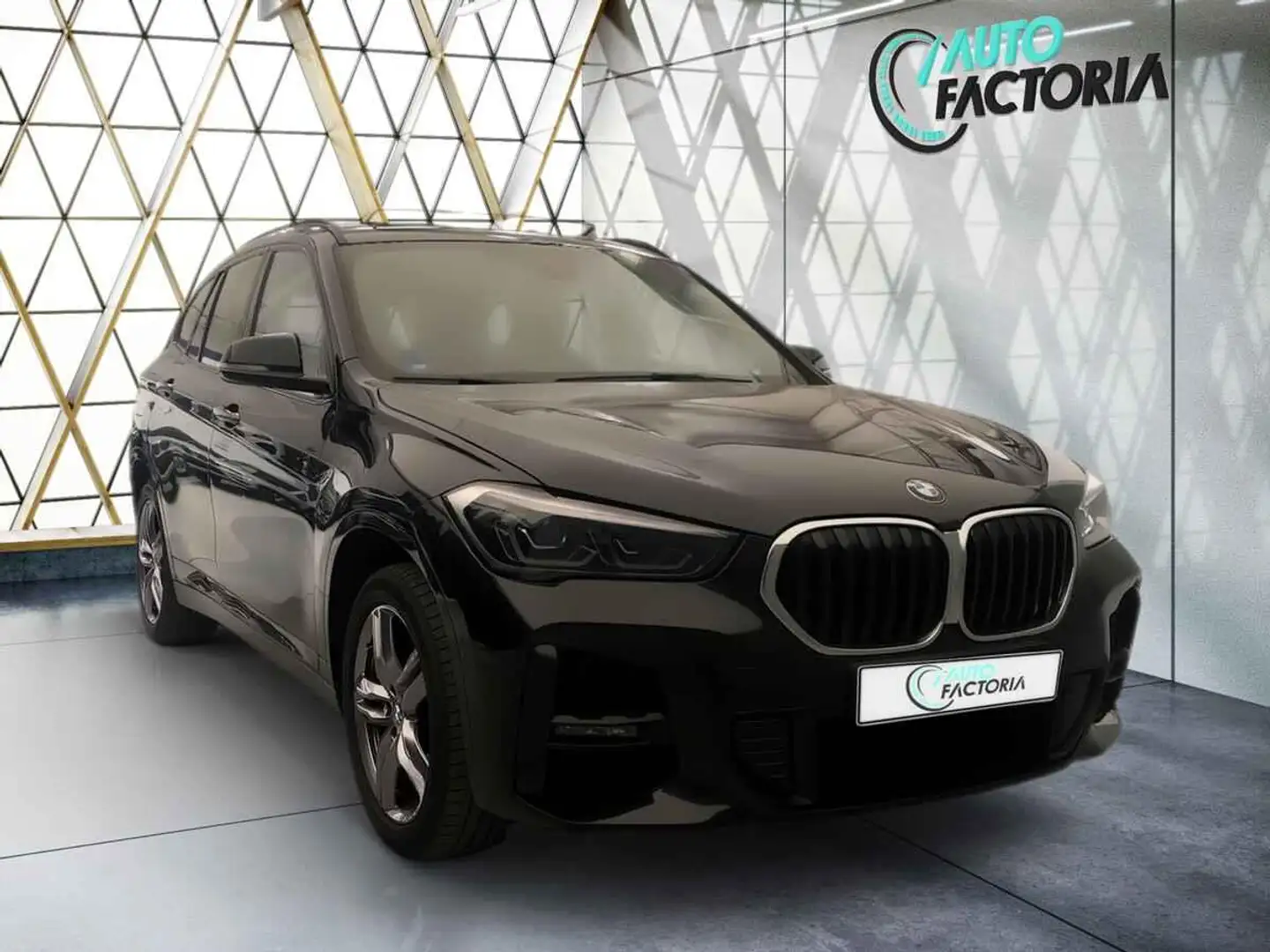 BMW X1 -44% 25E HYB 220CV BVA 4x4 M SPORT +T.PANO+GPS+CAM Noir - 2