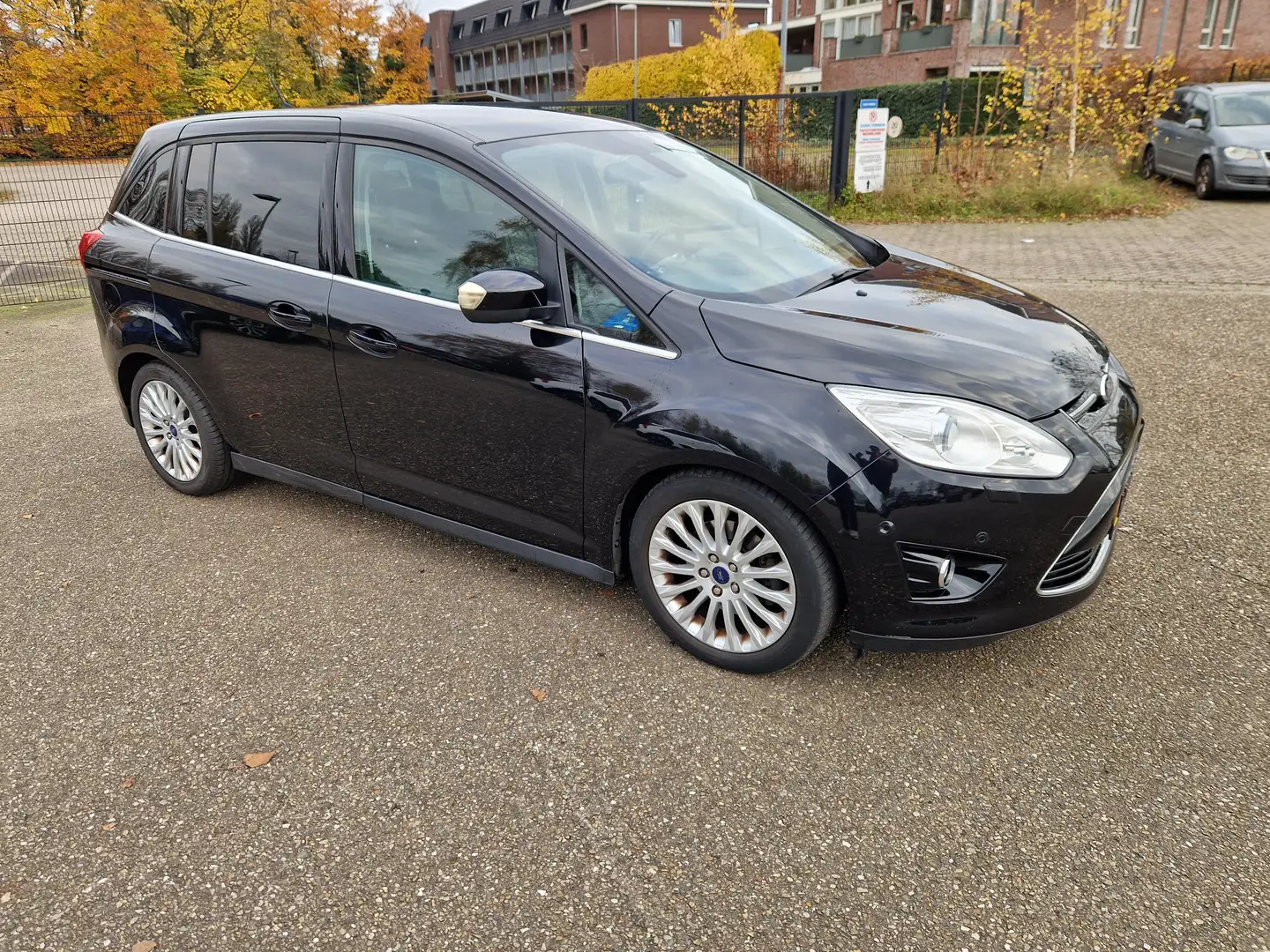 Ford Grand C-Max Grand C-Max 1.6 Eco. Lease Ti. Zwart - 2