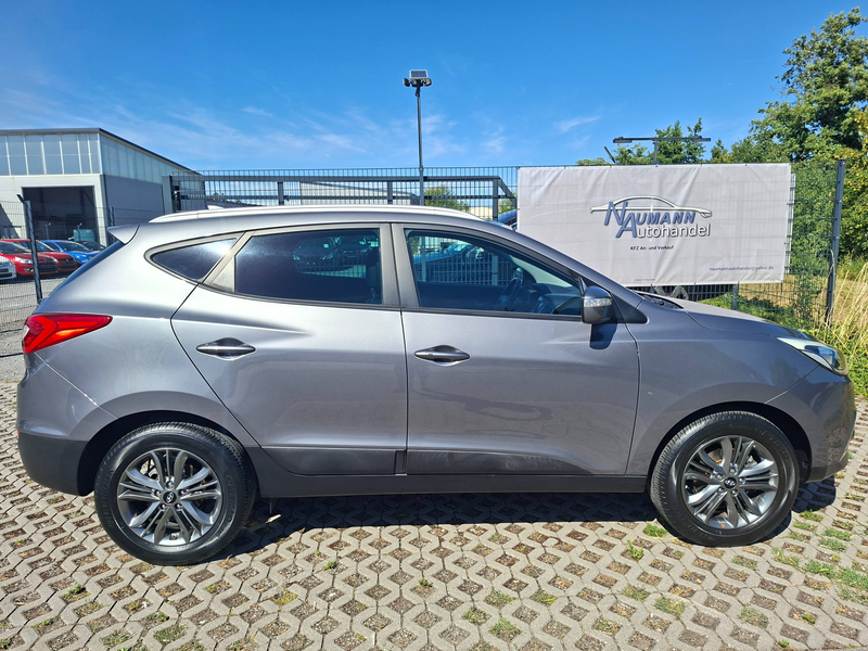 Hyundai iX35 FIFA World Cup Edition 2WD — photo 5
