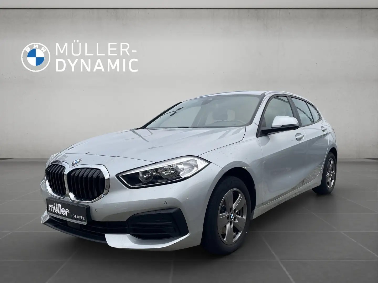 BMW 118 i ADVANTAGE PDC TEMPOMAT SHZ DAB Silber - 1
