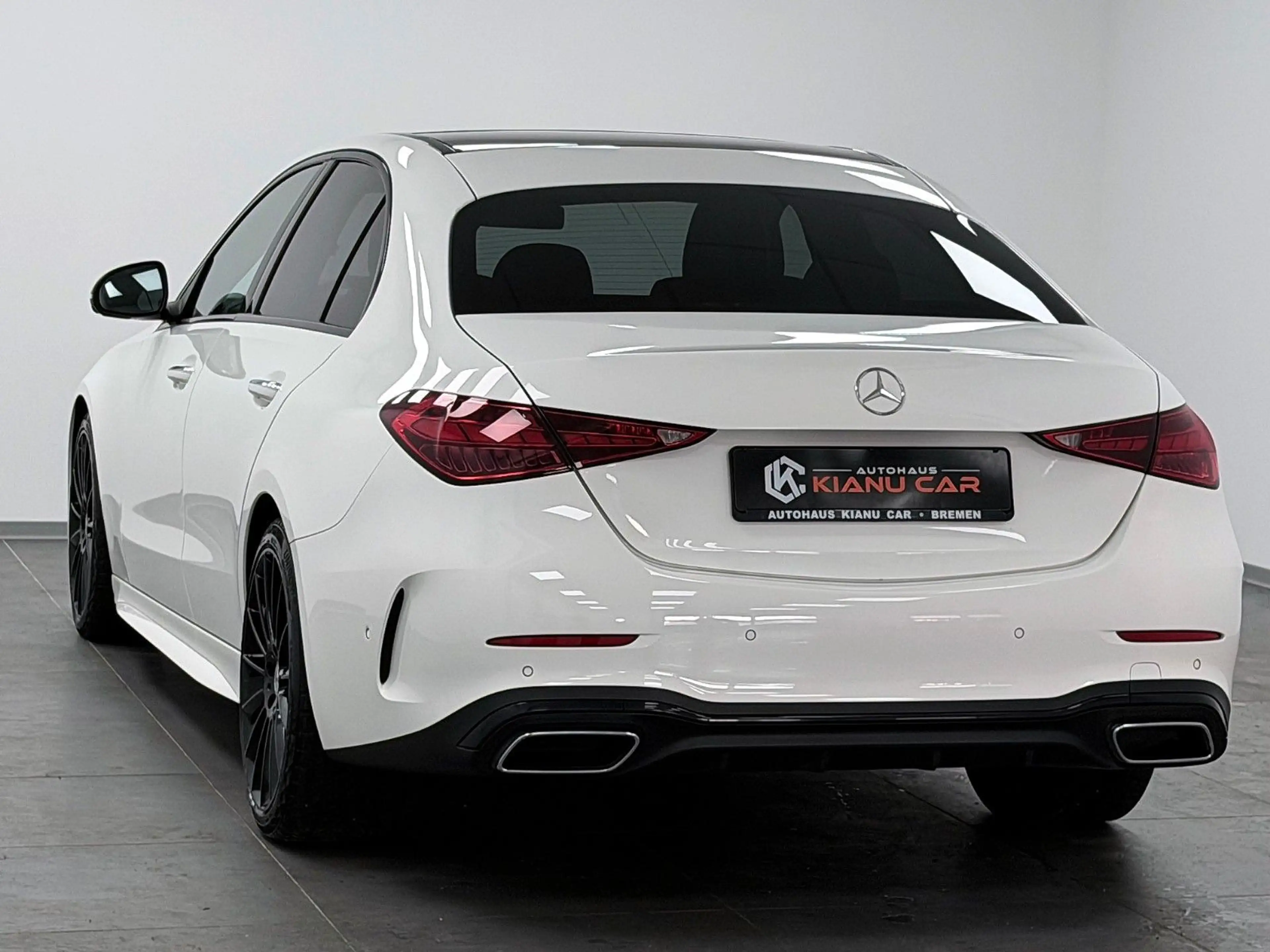 Mercedes-Benz C 300 d. AMG .360°KAM.PANO.DISTRO.MBUX.NIGHT — photo 6