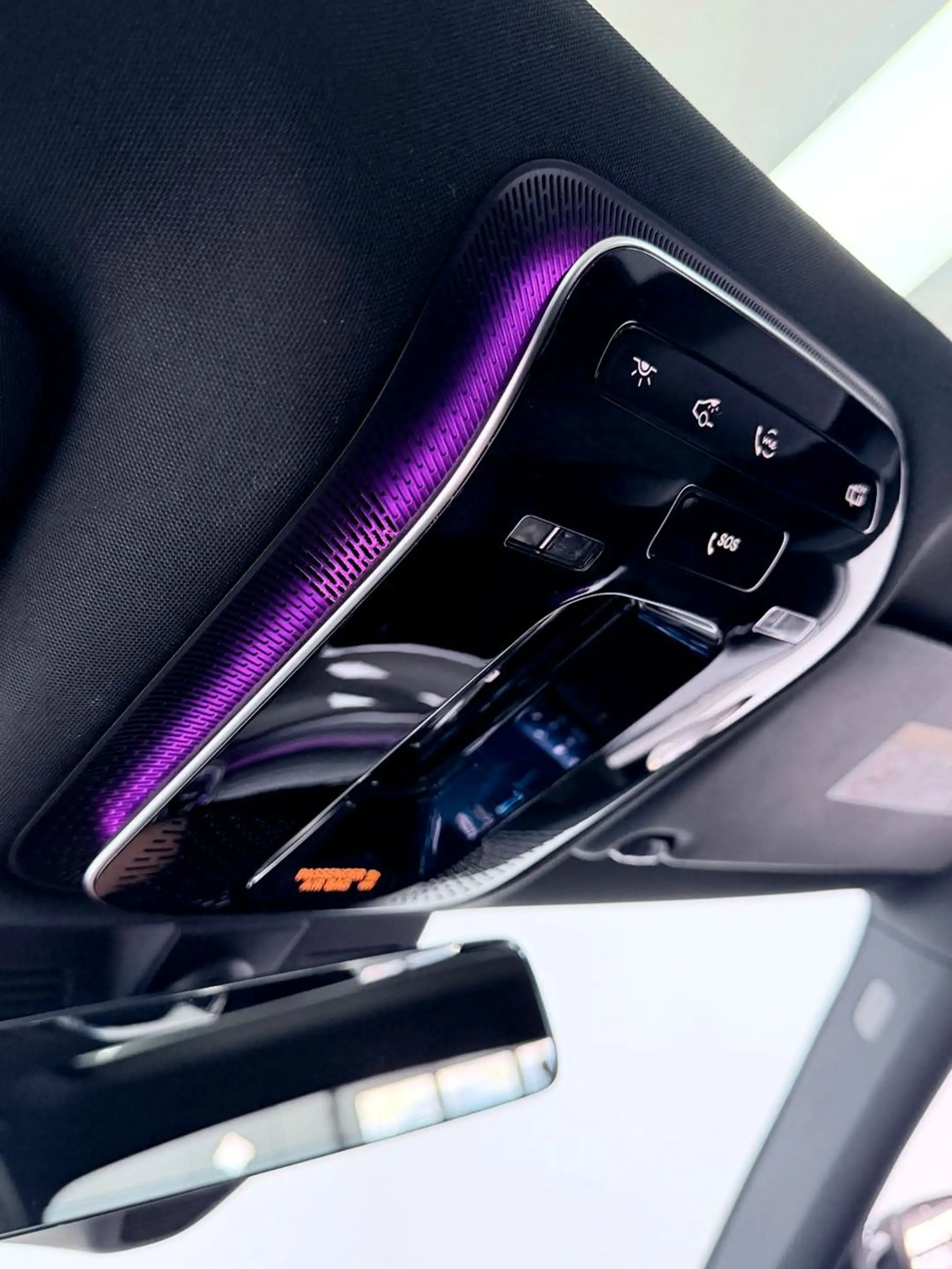 Mercedes-Benz C 300 d. AMG .360°KAM.PANO.DISTRO.MBUX.NIGHT — photo 27