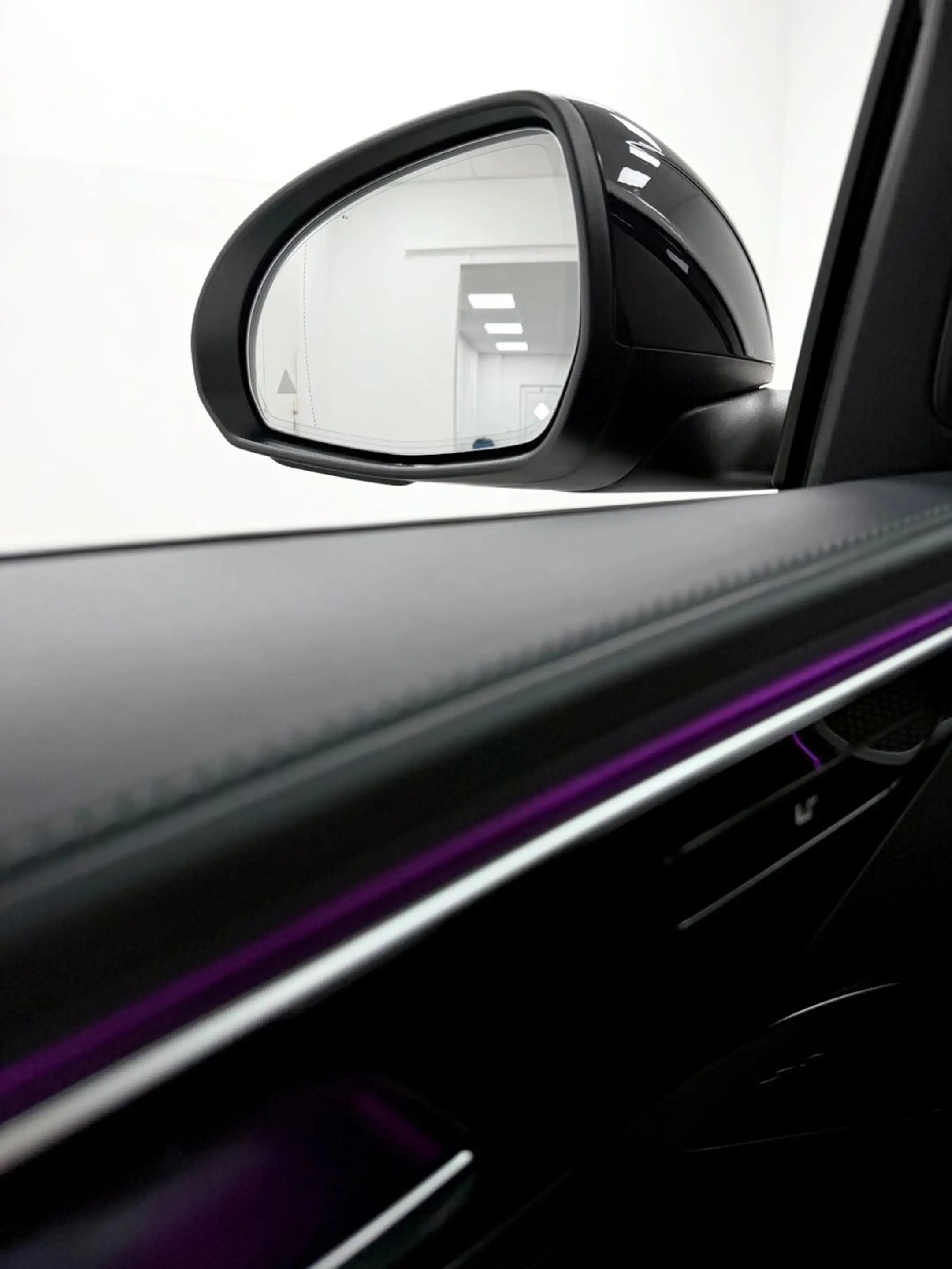 Mercedes-Benz C 300 d. AMG .360°KAM.PANO.DISTRO.MBUX.NIGHT — photo 21