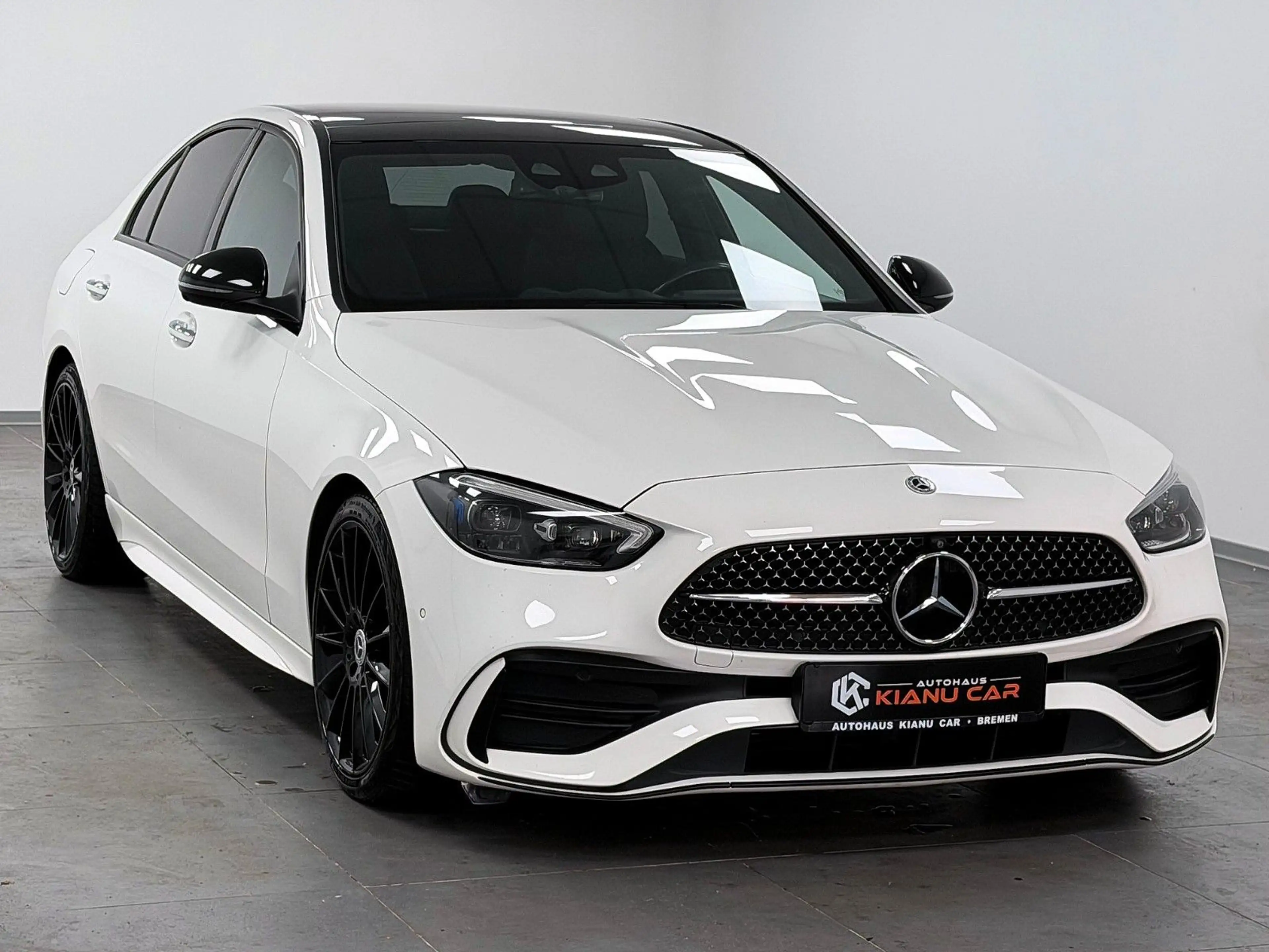 Mercedes-Benz C 300 d. AMG .360°KAM.PANO.DISTRO.MBUX.NIGHT — photo 3