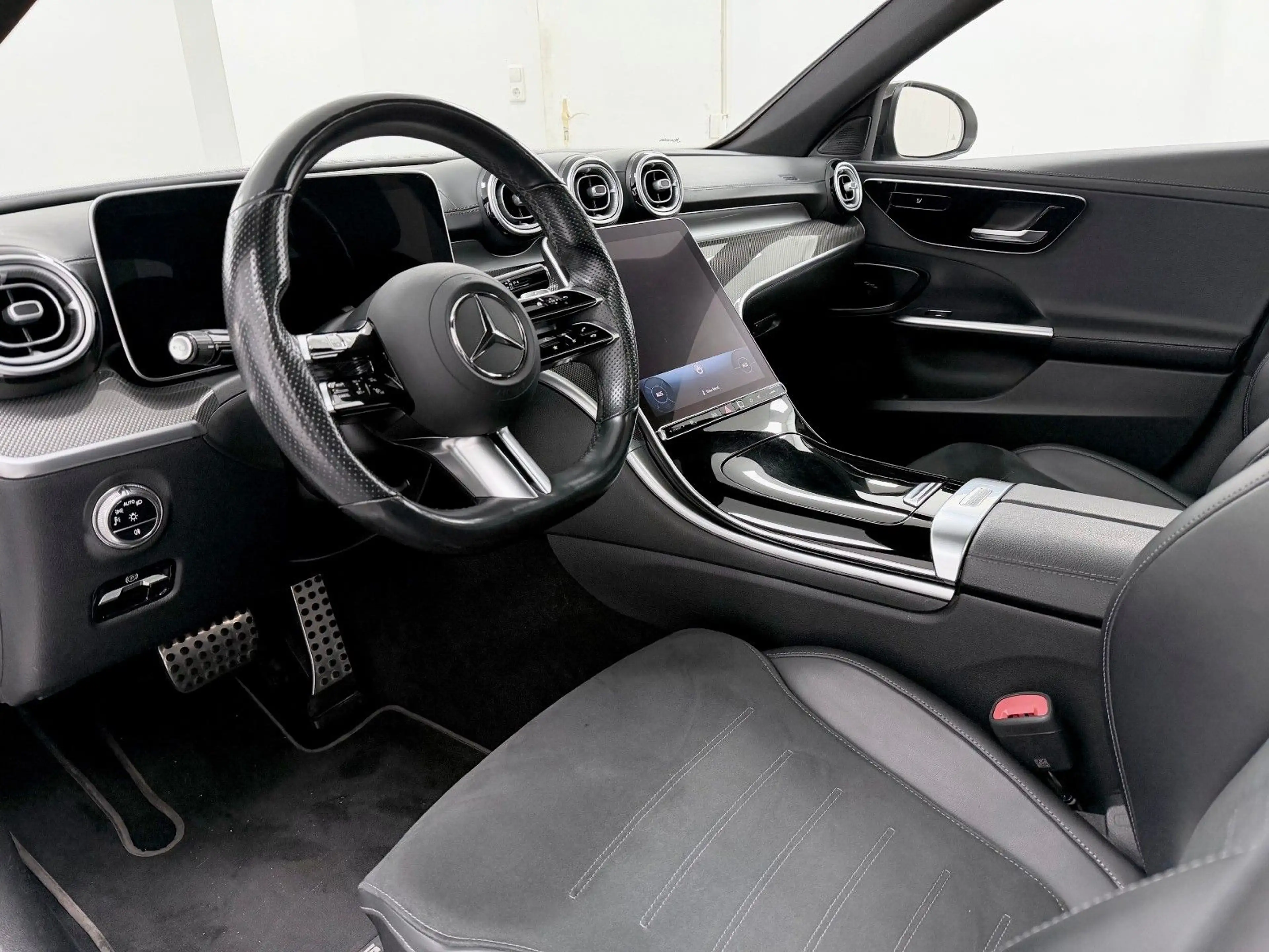 Mercedes-Benz C 300 d. AMG .360°KAM.PANO.DISTRO.MBUX.NIGHT — photo 11