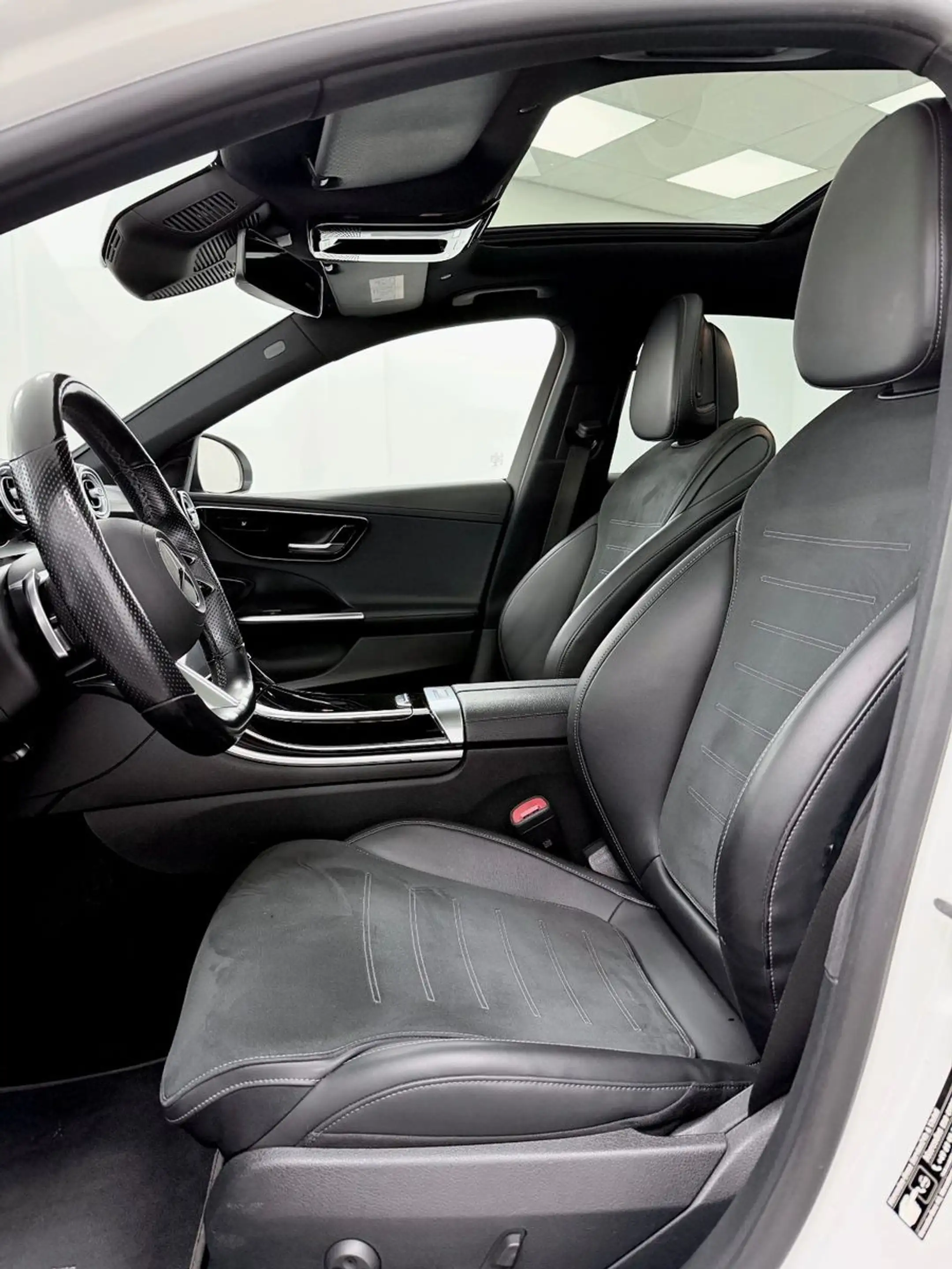 Mercedes-Benz C 300 d. AMG .360°KAM.PANO.DISTRO.MBUX.NIGHT — photo 9