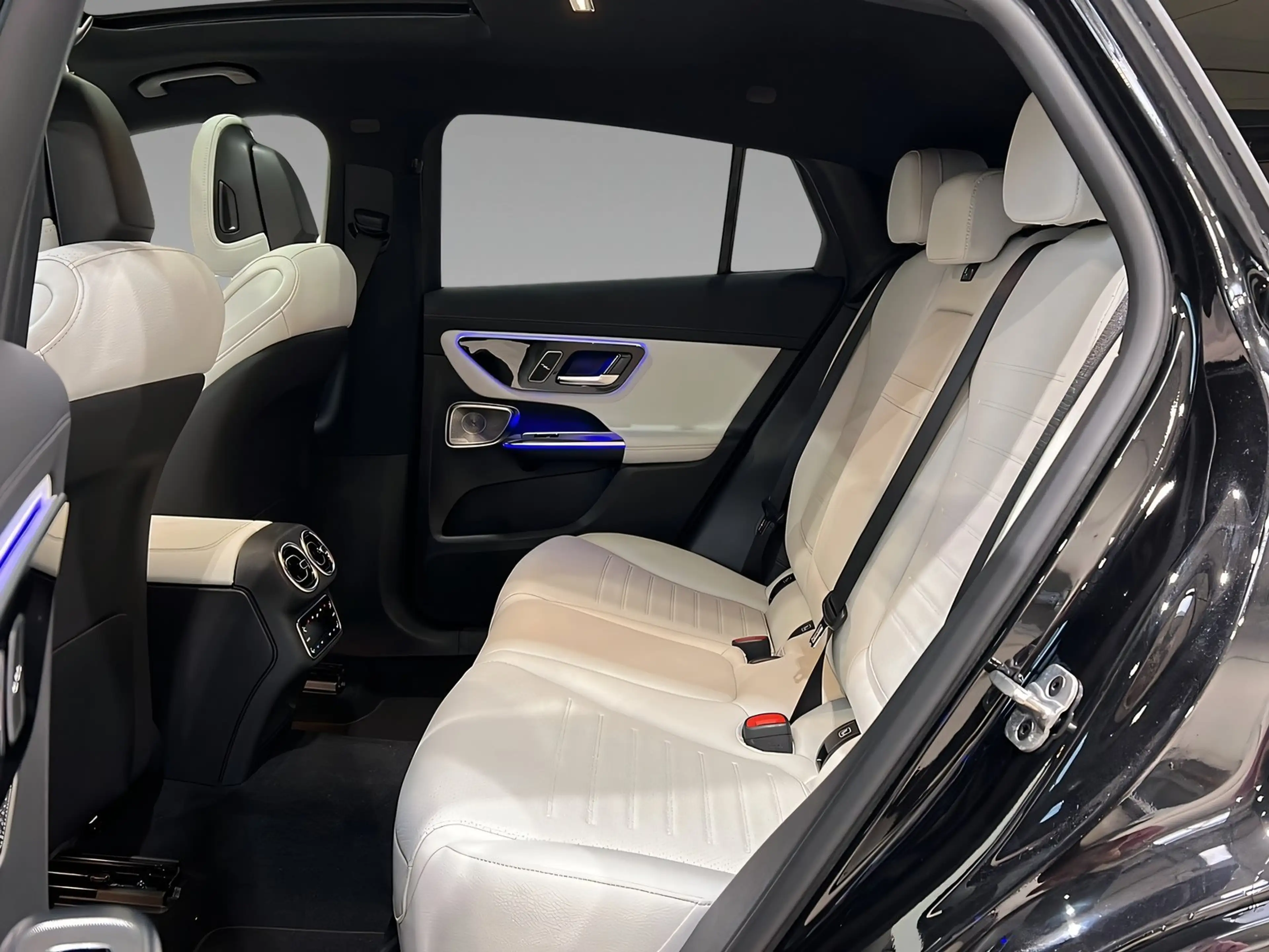 Mercedes-Benz GLC 450 d 4M Coupé AMG+DISTR+Burme+Pano+AHK+360° — photo 9
