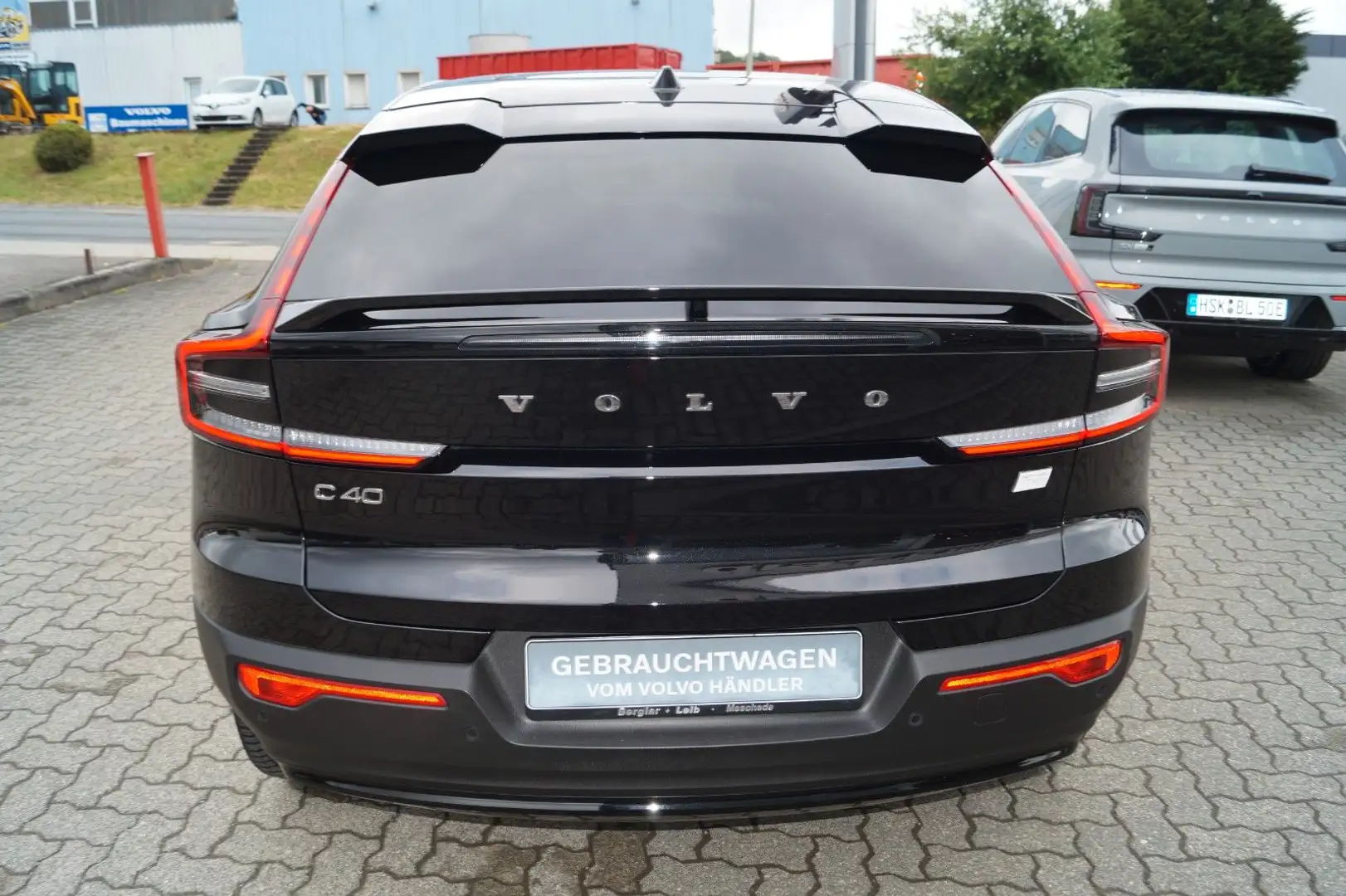 Volvo C40 Recharge Twin AWD Ultimate Aut/Microtech/20" Schwarz - 2