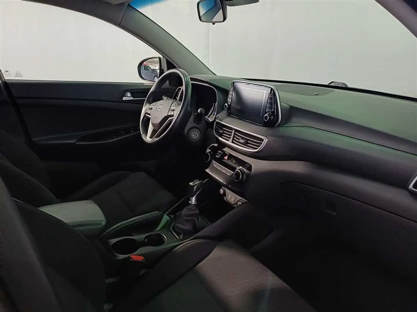 Hyundai TUCSON 1.6 Trend 2WD NAVI+SHZ Beige - 2