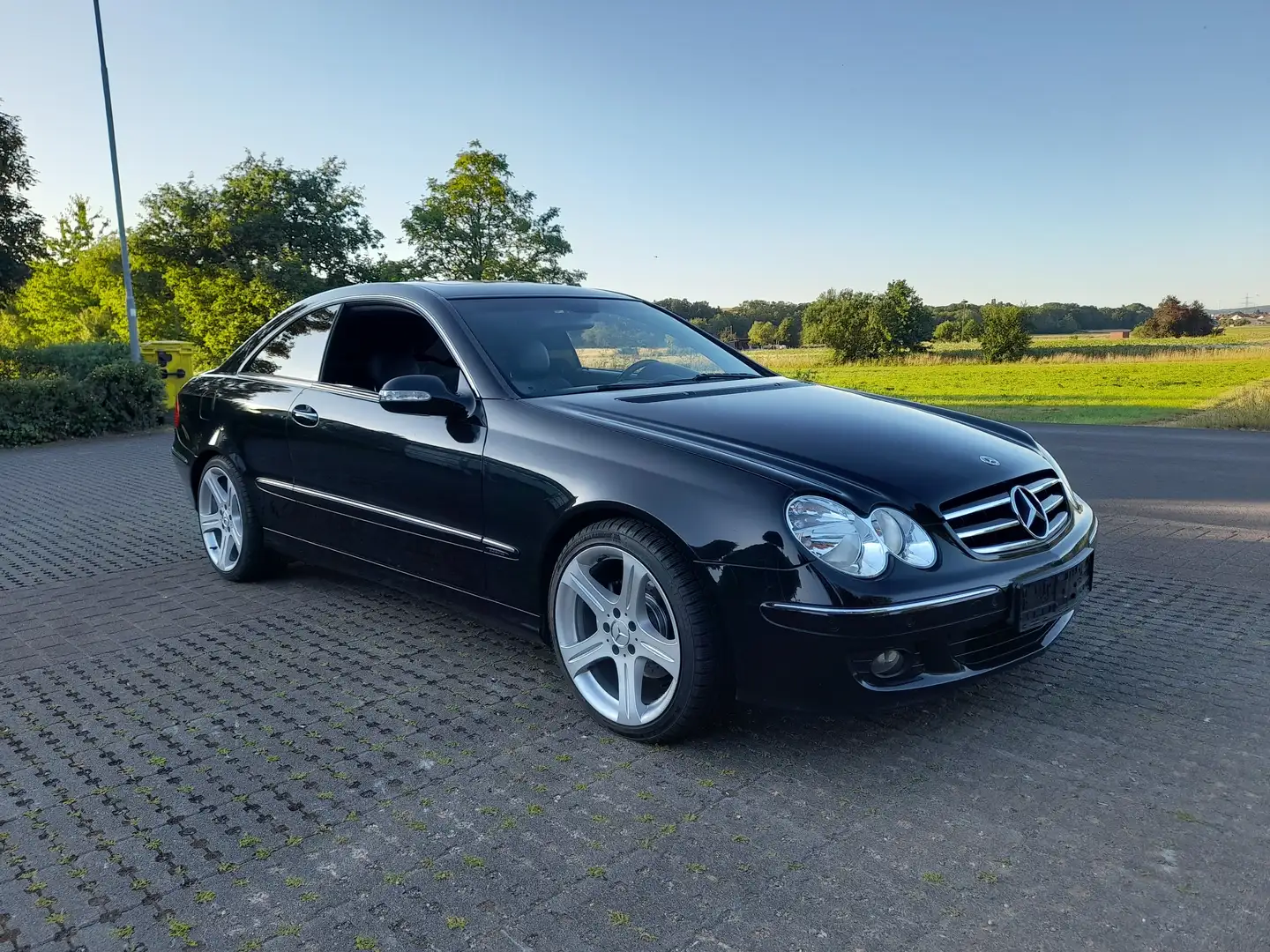 Mercedes-Benz CLK 280 CLK Coupe 280 7G-TRONIC Elegance. Voll Ausstattung Fekete - 1