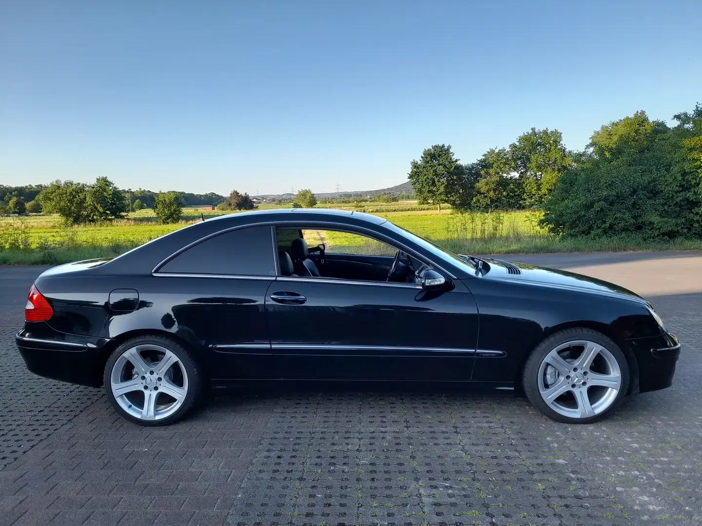Mercedes-Benz CLK 280 CLK Coupe 280 7G-TRONIC Elegance. Voll Ausstattung Fekete - 2