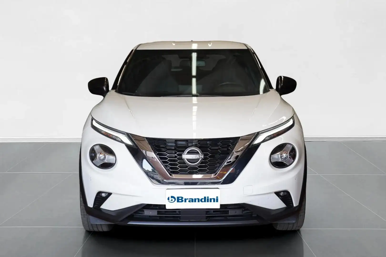Nissan Juke 1.0 DIG-T N-Connecta Bianco - 2