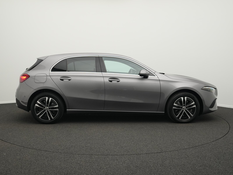 Mercedes-Benz A 250 A 250 e Kompaktlimousine LED+Kamera+MBUX Navi — photo 5