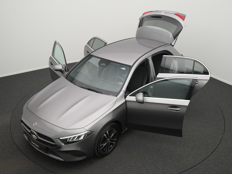 Mercedes-Benz A 250 A 250 e Kompaktlimousine LED+Kamera+MBUX Navi — photo 12