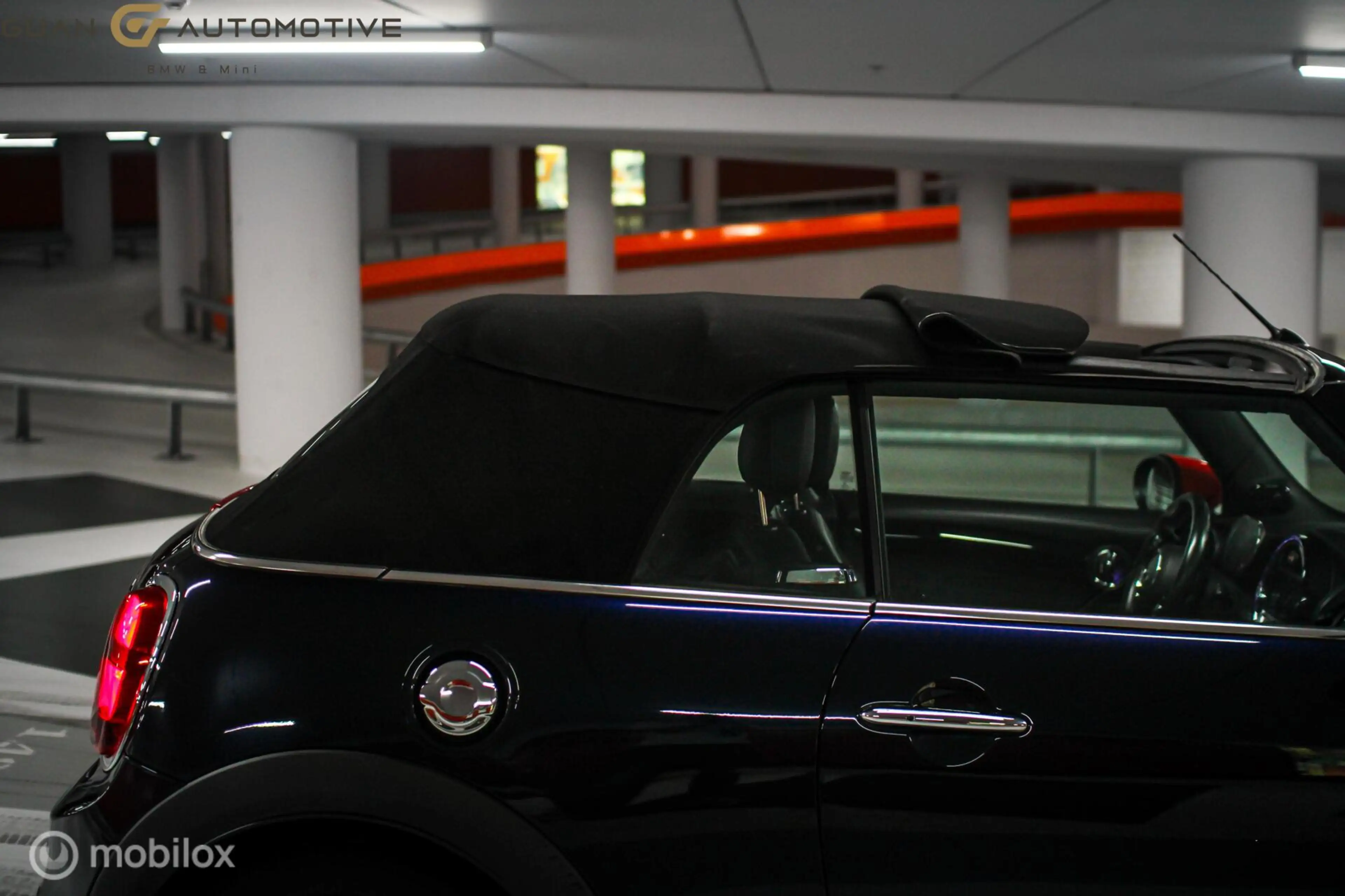 MINI Cooper S Cabrio 2.0 | H&K | Digital display | — photo 17