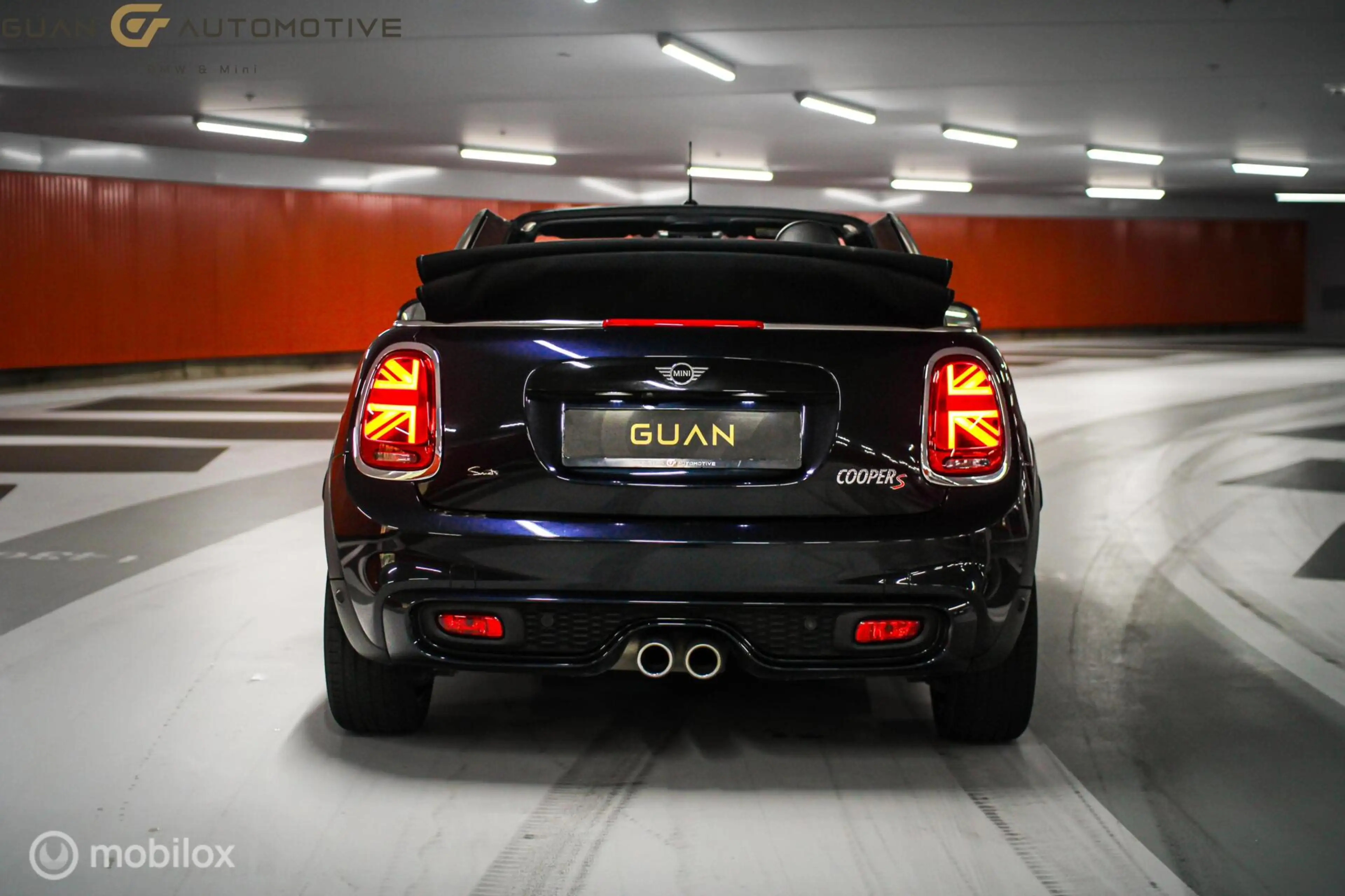 MINI Cooper S Cabrio 2.0 | H&K | Digital display | — photo 4