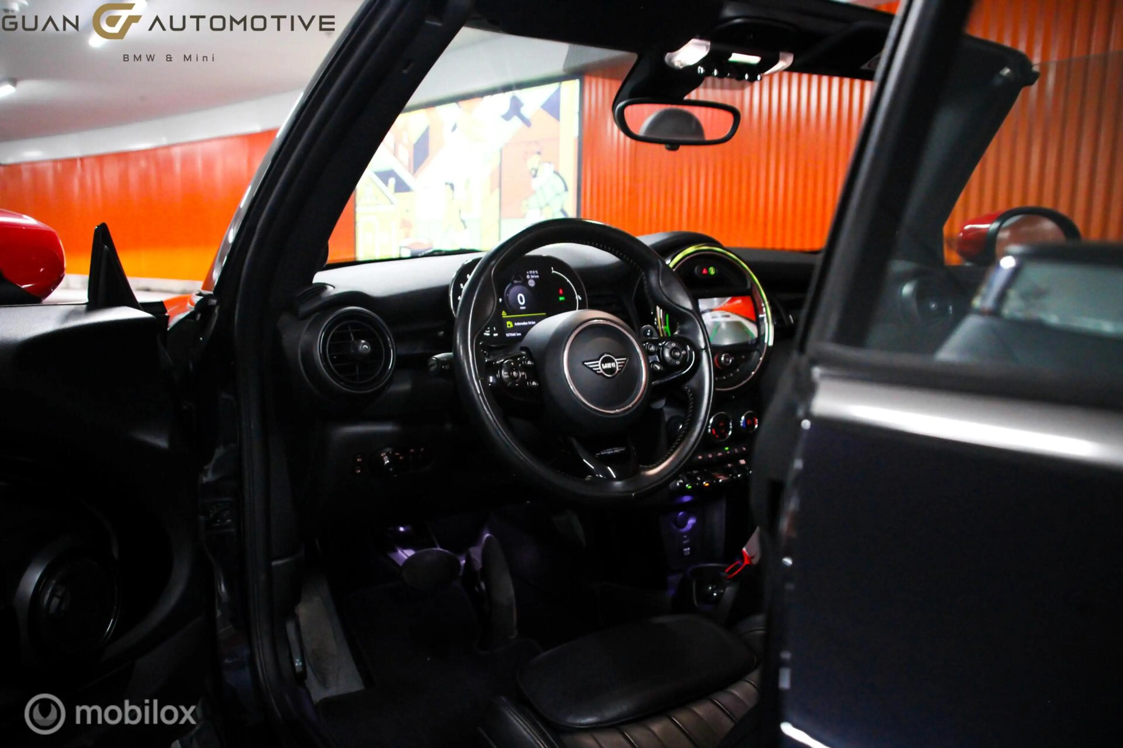 MINI Cooper S Cabrio 2.0 | H&K | Digital display | — photo 27