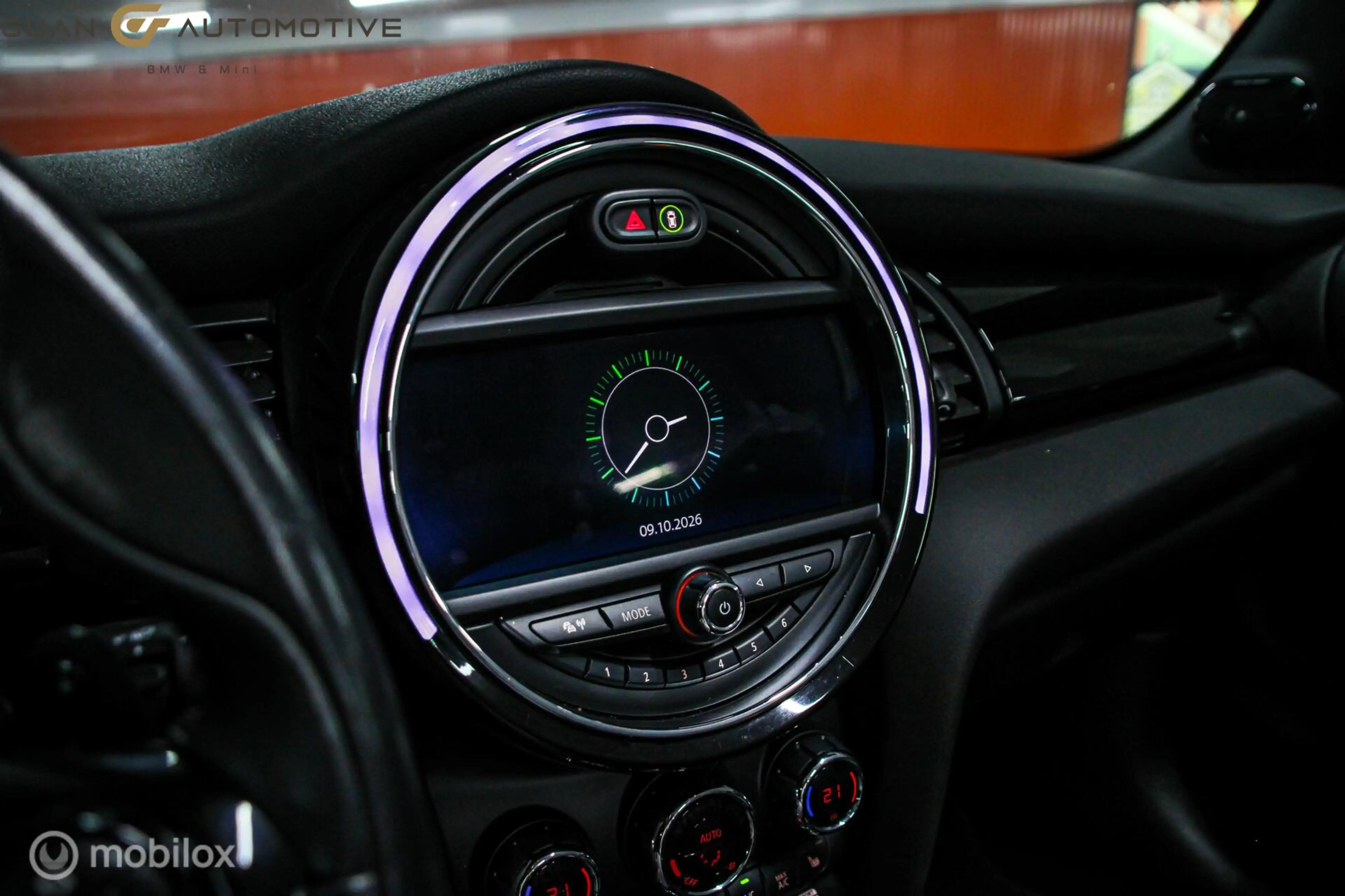 MINI Cooper S Cabrio 2.0 | H&K | Digital display | — photo 19