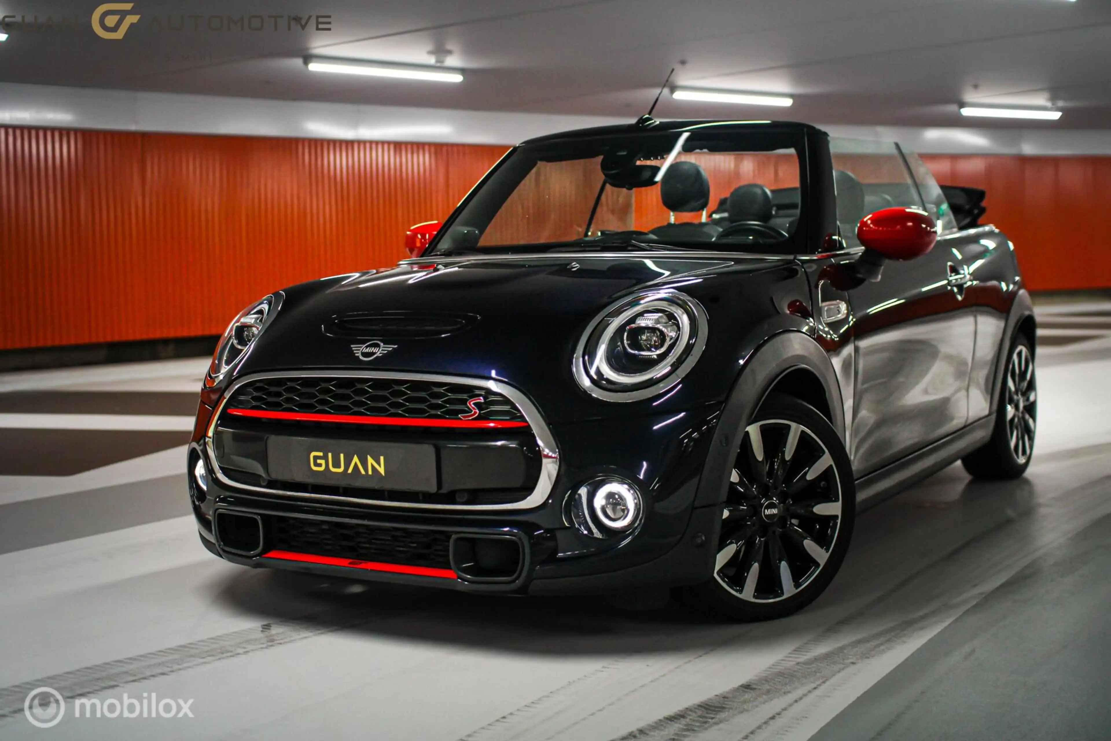 MINI Cooper S Cabrio 2.0 | H&K | Digital display |