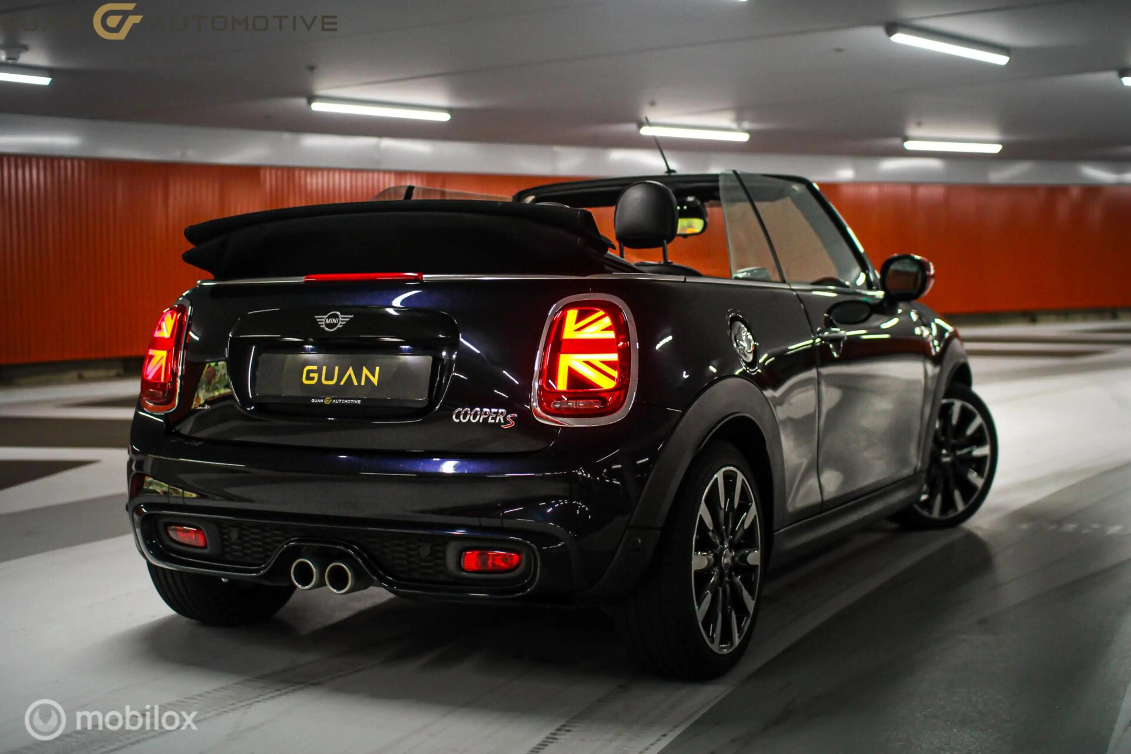 MINI Cooper S Cabrio 2.0 | H&K | Digital display | — photo 6