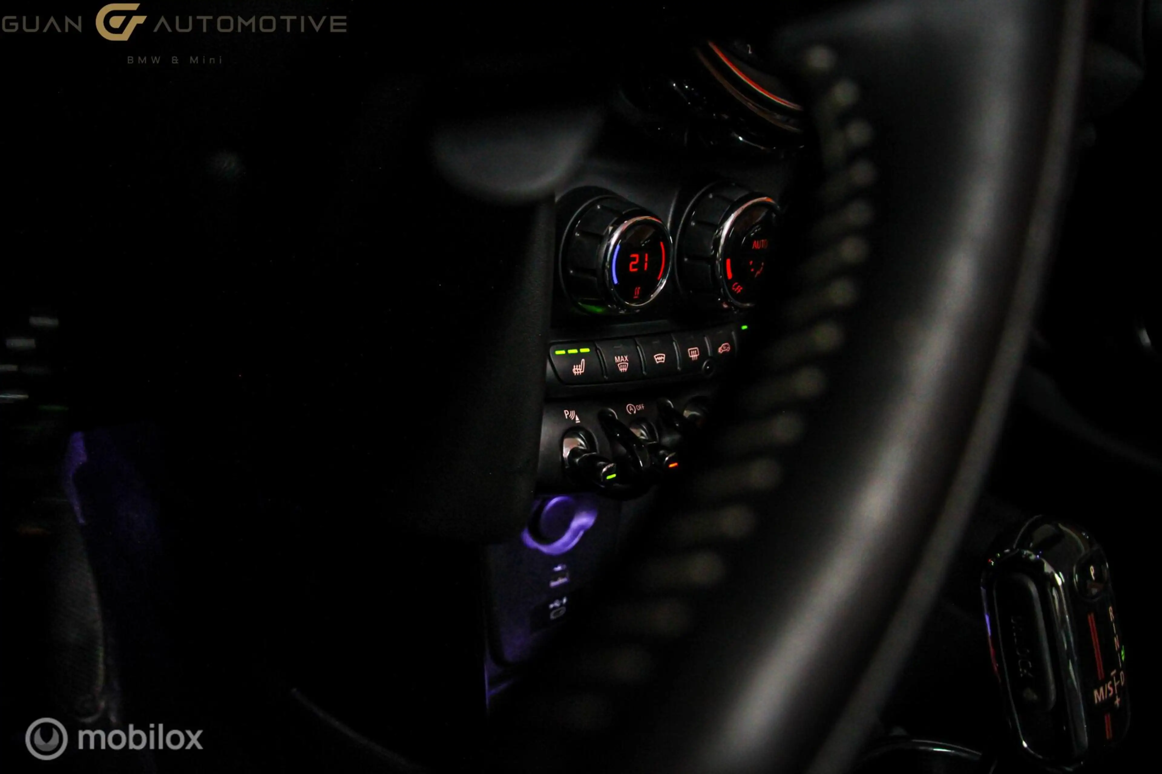 MINI Cooper S Cabrio 2.0 | H&K | Digital display | — photo 22
