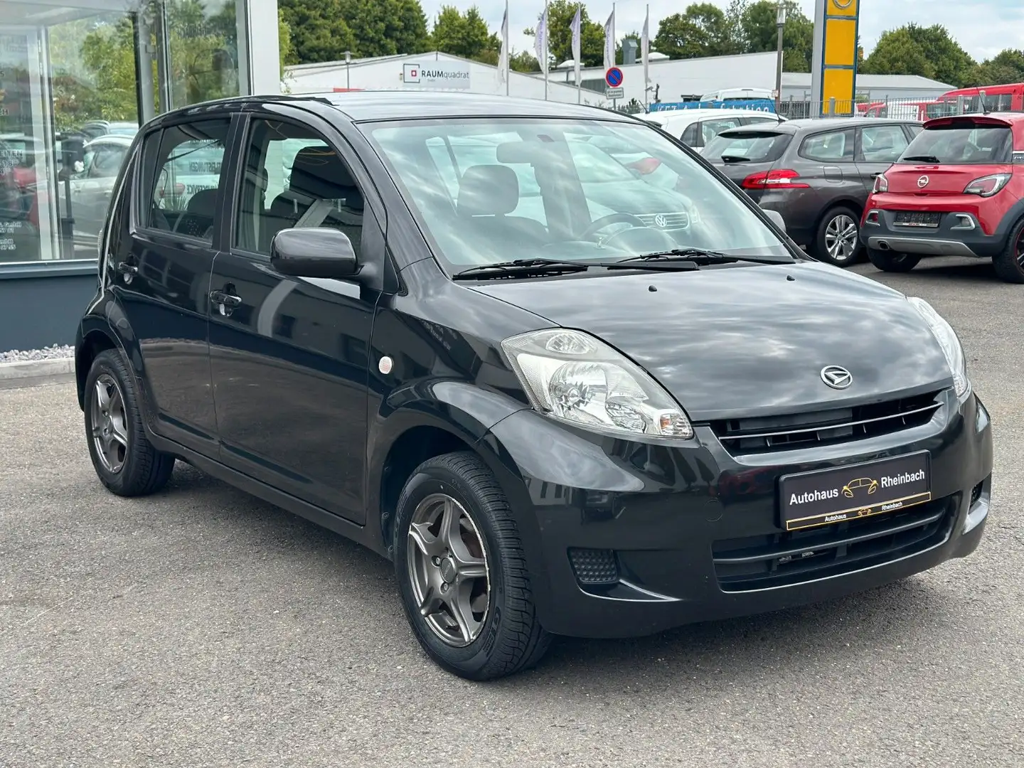 Daihatsu Sirion 1.3 GANZJAHRESREIFEN NEU/KLIMA/SERVO/ Schwarz - 2